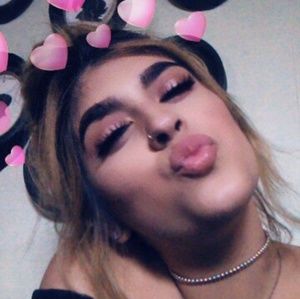 Meet your Posher, Nicole